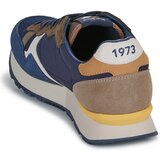 PepeJeans Nizke superge BRIT ESSENCE M pisana | Shoptok.si