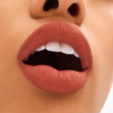 MAC Cosmetics Locked Kiss 24h Lipstick dolgoobstojna šminka z mat učinkom odtenek Mull It Over & Over 1,8 g | Shoptok.si