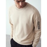 Sinsay Crewneck majica s džepom na rukavu Slike