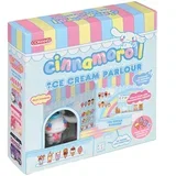 Hello Kitty: Cinnamoroll figurica slastičarnica sa kućicom za lijepljenje naljepnica -