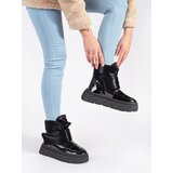 SEASTAR Black insulated women's snow boots with a thick sole | Shoptok.si