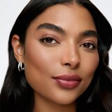 WONDERSKIN Wonder Blading All-Day Lip Stain dolgoobstojna tekoča šminka odtenek Demure 4 ml | Shoptok.si