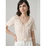 Sinsay Čipkasta bluza s kratkim rukavima i dekorativnim volanima | shoptok.hr