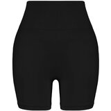 Trendyol Ženski šorts THMSS23TY00001, Crni | Eponuda.com