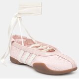Adidas Nizke superge 'Taekwondo Mei' roza / staro roza / bela Cene
