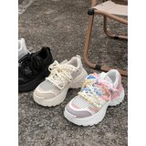 Resti Women's sporty sneakers on a thicker sole Loness | Shoptok.si
