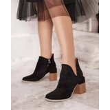 Resti Black women's ankle boots with cut-outs Encura - Footwear | ePonuda.com