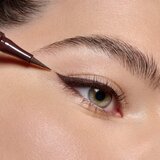Catrice Calligraph Pro Precise Matt Liner črtalo za oči v obliki flomastra vodoodporna odtenek 020 Espresso Brown 1 ml | Shoptok.si
