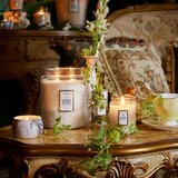 VOLUSPA Japonica Jasmine Midnight Blooms 1.25 kg | Shoptok.si