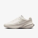 Nike uplift sc cene