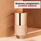 Clarins Everlasting Youth Fluid Foundation posvjetljujući puder SPF 15 nijansa 110 Honey 30 ml | shoptok.hr