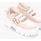 Gemre Beige lace-up shoes with tractor sole Jonell | ePonuda.com