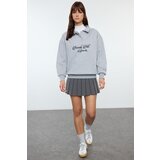 Trendyol Gray Melange Shirt Collar Embroidered Regular Fit Thick Inside Fleece Knitted Sweatshirt Cene