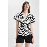 Defacto V Neck Fitted Short Sleeve Blouse