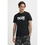 Tiger of Sweden Bombažna kratka majica Dillan moška, črna barva, T65617038