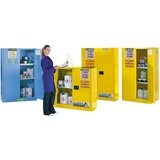 Justrite FM varnostna omara, VxŠxG 1651 x 1092 x 457 mm, samozapiralna vrata, za vodi škodljive snovi, rumena | Shoptok.si