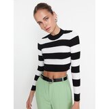 Trendyol Pulover črna / bela | Shoptok.si