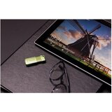  MEMORIJA USB 64GB 2.0 PINSTRIPE VERBATIM 49964 ZELENA BLISTER | shoptok.hr