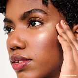 Benefit Glow-la-la osvetljevalec odtenek Lumi 3 g | Shoptok.si