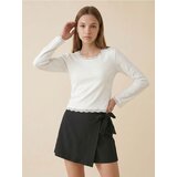Sinsay Pamučna bluza s čipkastim obrubom | shoptok.hr