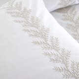 Bianca Bela/bež bombažna posteljnina za zakonsko posteljo/podaljšana 230x220 cm Embroidery Leaf – | Shoptok.si