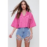 Trend Alaçatı Stili Women's Fuchsia Crop Poplin Shirt With Envelopes | Shoptok.si