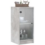 vidaXL Stranska omarica s steklenimi vrati betonsko siva 35x37x75,5 cm | Shoptok.si