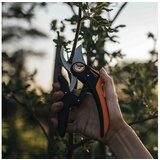 Fiskars Škarje za obrezovanje Plus P721 (1057170) | Shoptok.si