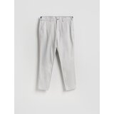 Reserved Chino slim fit hlače - svijetlo siva | shoptok.hr