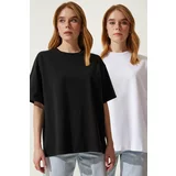 Happiness İstanbul Women's Black and White Basic Oversize 2-Piece Set Knitted T-Shirt