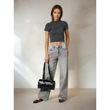Sinsay Majica s visokim izrezom | shoptok.hr