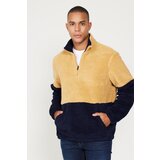 AC&Co / Altınyıldız Classics Men's Mustard-Navy Blue Standard Fit Bato Collar With Kangaroo Pocket Double-Color Sherpa Fleece Sweatshirt. Cene