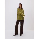 Reserved Obični džemper - svjetlomaslinasto | shoptok.hr