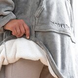  Velika puloverska odeja z rokavi in podlogo iz flisa Swug InnovaGoods | Shoptok.si