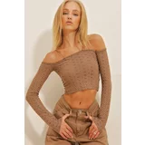 Trend Alaçatı Stili Women's Brown Rope Strap Detailed Long Sleeve Patterned Crop Knitted Blouse