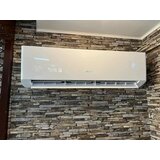 Gree AMBER NORDIC 3,5 kW (GWH12YD-S6DBA1A) – 4,2kW ogrevanja (ogrevano dno zunanje enote) z montažo - | Shoptok.si