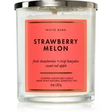 Bath & Body Works Strawberry Melon dišeča sveča 227 g