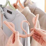 Home & Marker Prenosni zložljivi obešalniki za oblačila, 12 kosov, kompaktni za potovanja, nastavljiva širina | FOLDGERS, (5000301856) | Shoptok.si