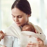 Besafe ergonomska nosiljka newborn haven anthracite forest | shoptok.hr