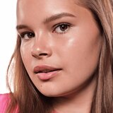 Essence BABY GOT GLOW paličica za osvetljevanje za bleščeč sijaj odtenek 20 Rosy Glaze 5.5 g | Shoptok.si