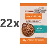 Nature’s Variety Nature's Variety Bites in Gravy Cat Adult tuna v omaki, vrečka - 85 g 22 x 85 g | Shoptok.si