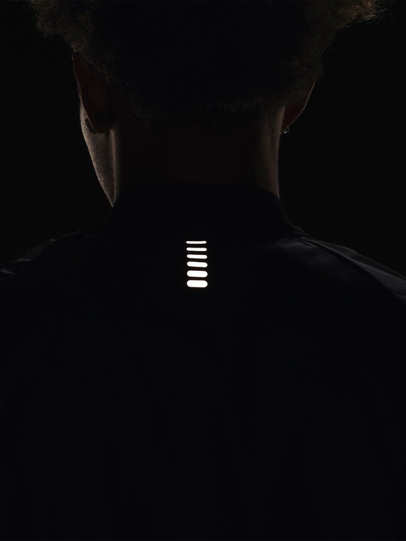 Under Armour Prsluk Launch Insulated Black S | Eponuda.ba