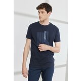 ALTINYILDIZ CLASSICS Men's Navy Blue Slim Fit Slim Fit Crew Neck Short Sleeved Cotton Printed T-Shirt. Cene