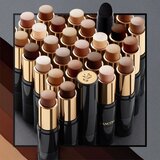 Lancôme Teint Idole Ultra Wear Stick puder u sticku s aplikatorom nijansa 420 Châtaigne 9 g | shoptok.hr