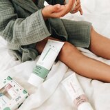 Naïf® Baby & Kids Nourishing Shampoo hranilni šampon za otroško lasišče 200 ml | Shoptok.si