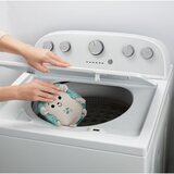 Fisher Price Calming Vibes Hedgehog Soother plišana igračka s melodijom 1 kom | shoptok.hr