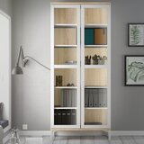 Tvilum Bela/v naravni barvi vitrina v hrastovem dekorju 89x203x36 cm Roomers – | Shoptok.si