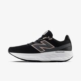 New Balance W520