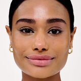 Benefit The POREfessional Foundation tekoči puder z učinkom osvetljevanja z niacinamidom odtenek 24W Power 30 ml | Shoptok.si