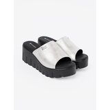 GOODIN Silver flip-flops on a black platform | Shoptok.si